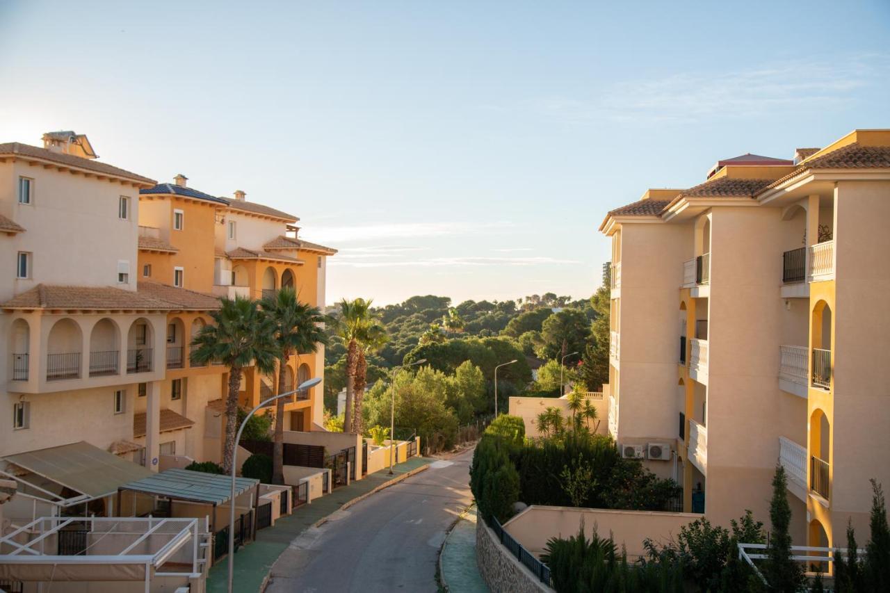 Open View Pinetree Penthouse Apartment Campoamor Exterior photo